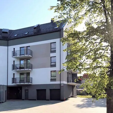 Cozy Family Near The Old Town