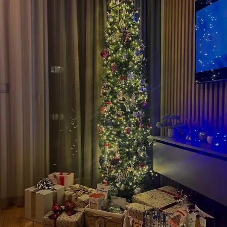 Cozy Family Near The Old Town